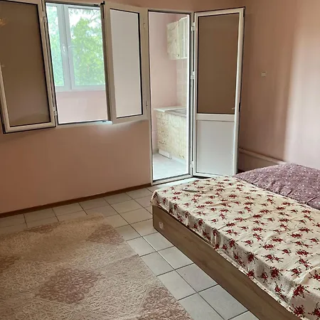 Apartment Нощувки Plovdiv